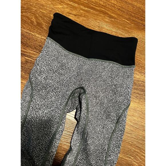 Lululemon Wunder Under Pants Black And White Size 2 - Picture 2 of 7